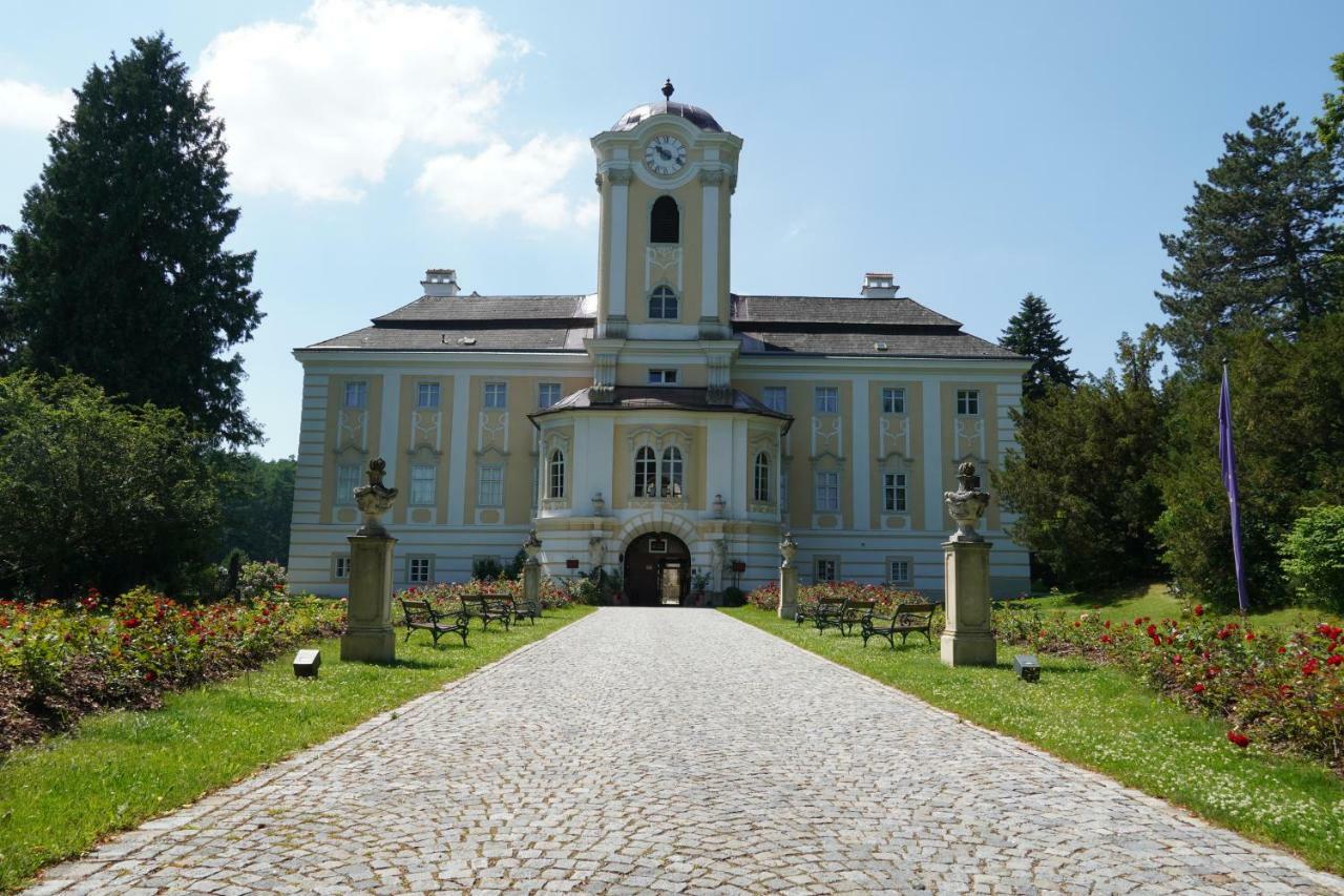 Schlosshotel Rosenau Superior Schloss Rosenau Exterior foto