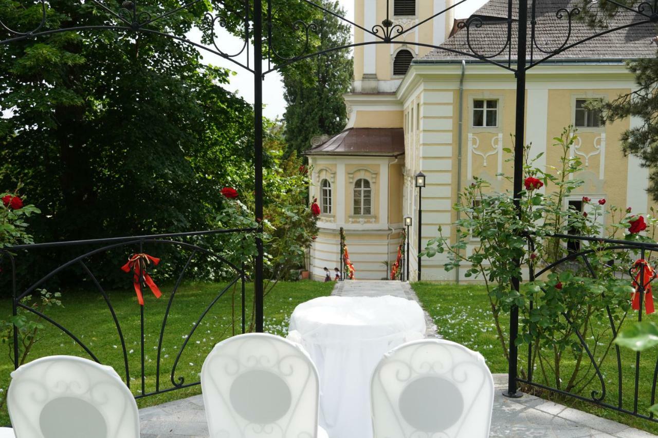 Schlosshotel Rosenau Superior Schloss Rosenau Exterior foto